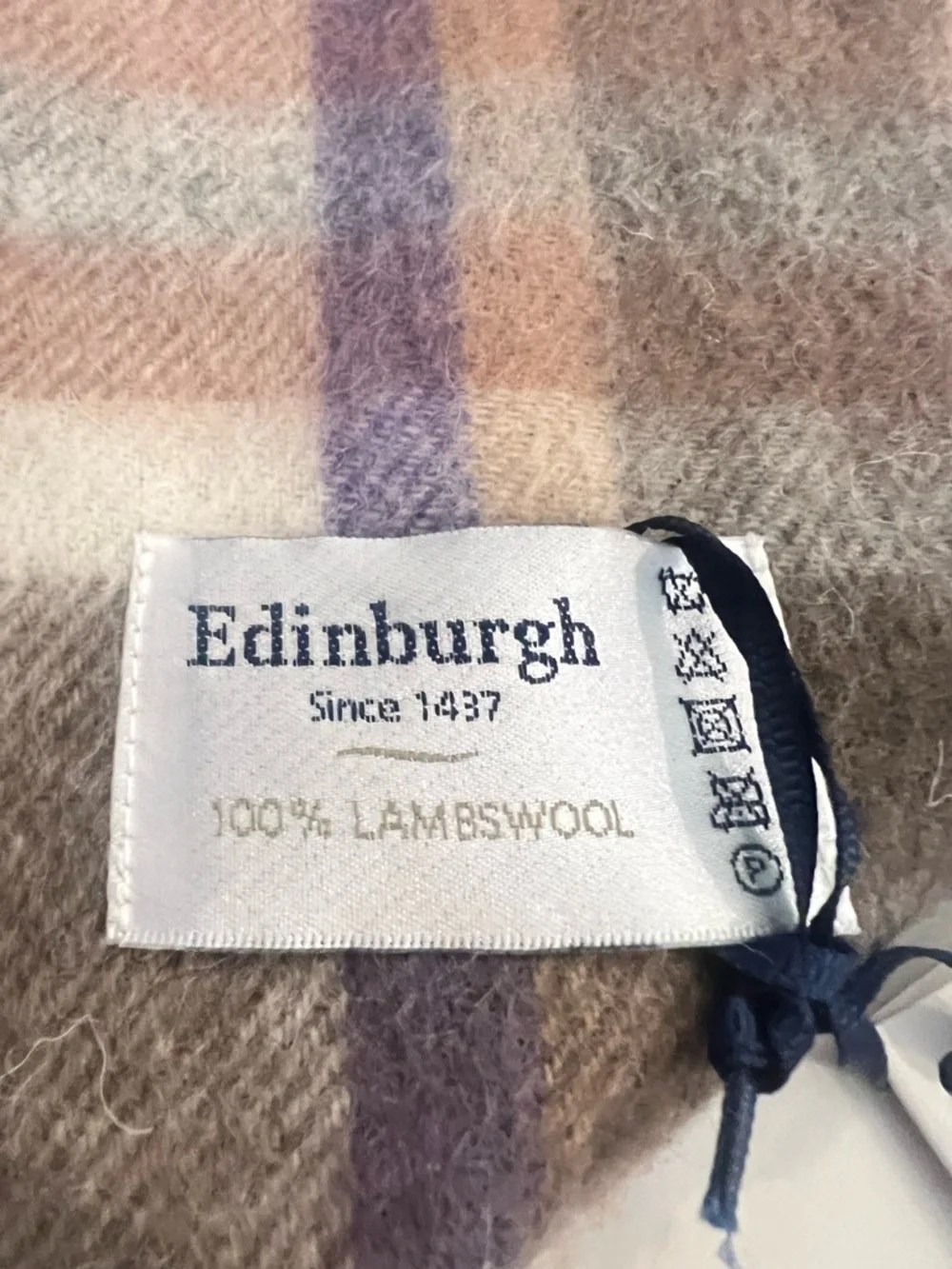 NEW Edinburgh 100% Lambswool Chequer Tartan Scarf Beige Rose Lavender Fringe